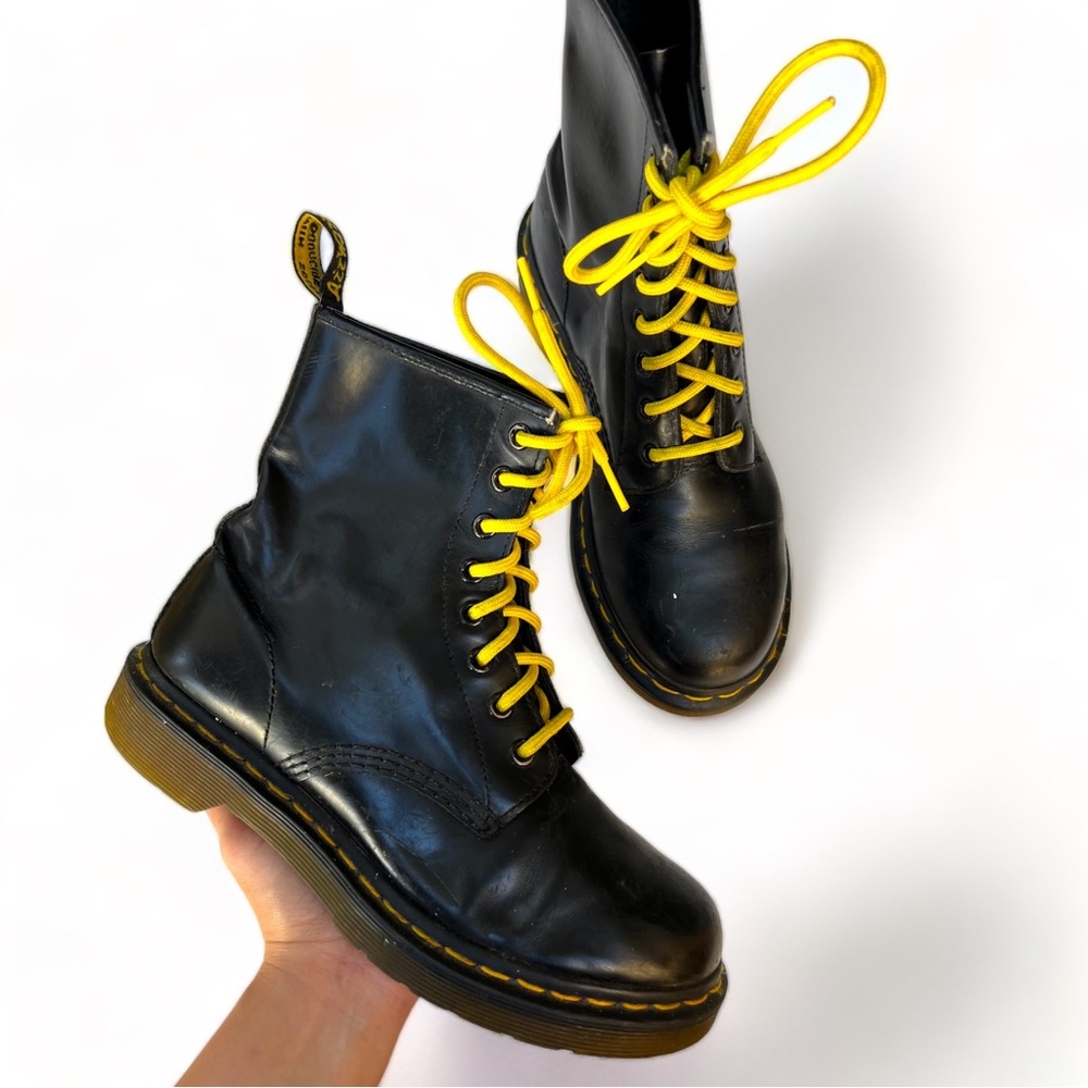 DR. MARTENS 1460 BOOTS